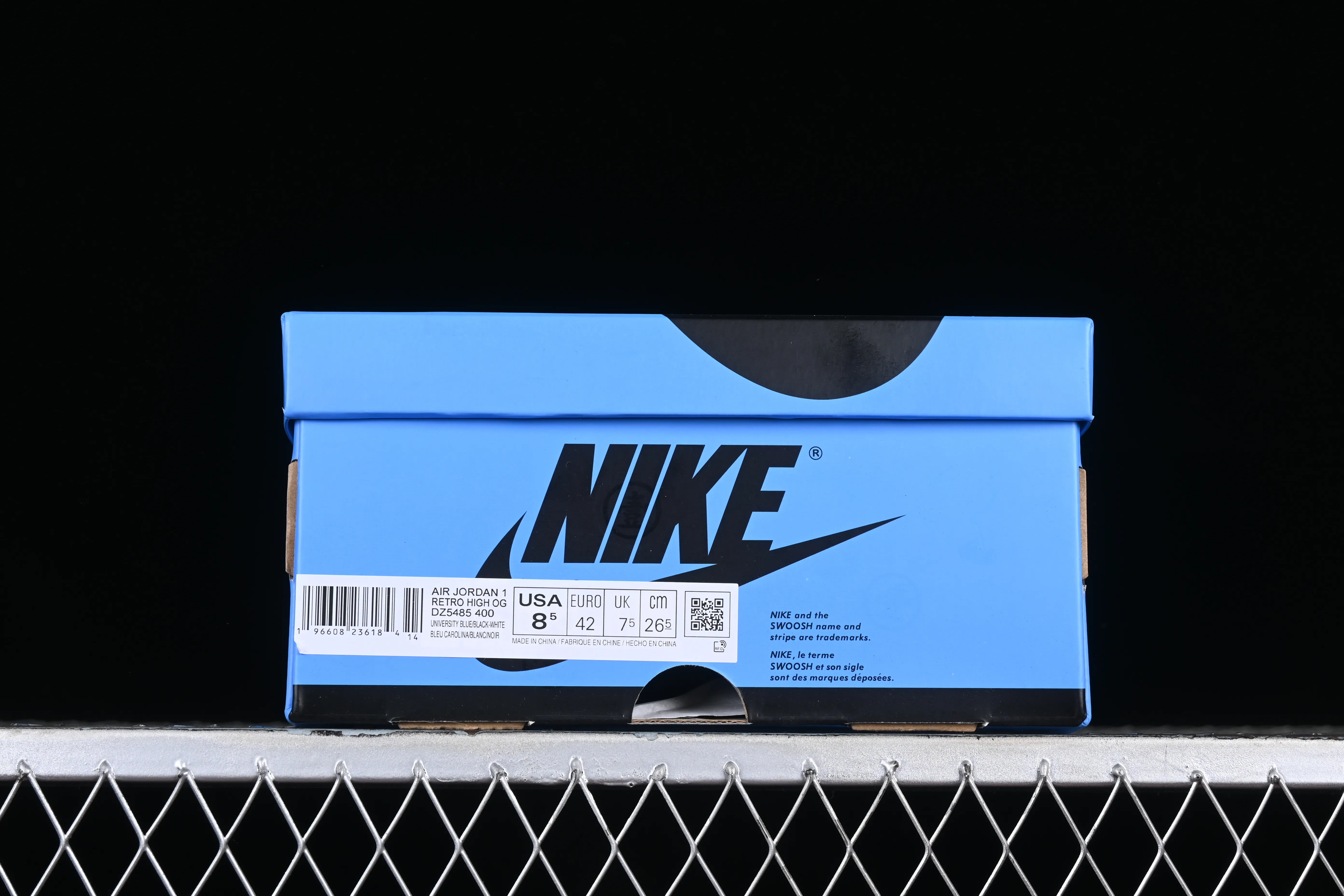 All categories Air Jordan Jordan series basketball shoes Air Jordan 1 High LJR version Air Jordan 1 High OG "UNC Toe" AJ1 Joe 1 black and blue toe DZ5485-400
